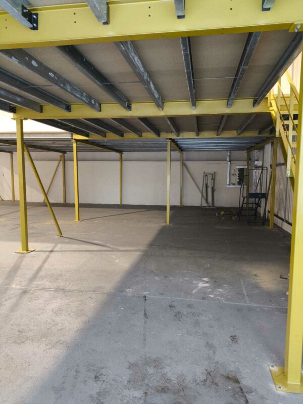 Gold Mezzanine For Offices 16m x 6.5m x 3.04m - Mezzanine Experts - Image 3